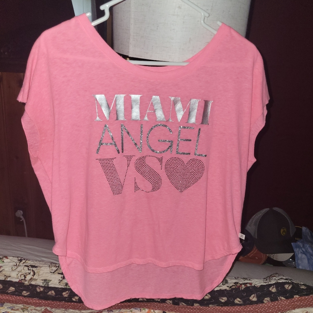 VS Pink Top - Picture 6 of 6